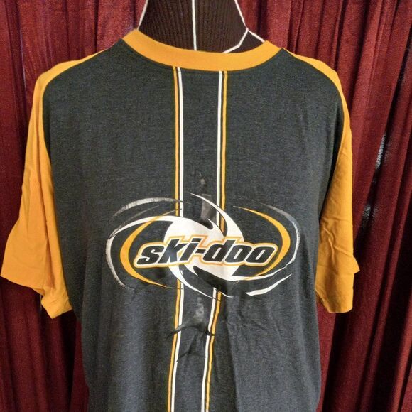 Snowmobile Ski-doo Mens TG/XL Short Sleeve Gray/Yellow T-shirt Snow Sports - Picture 1 of 9